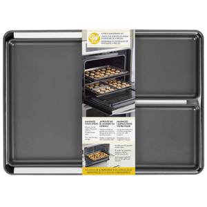 Wilton 11 X 7 X 1.5 Brownie Pan, Baking Pans, Household