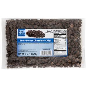 Blain's Farm & Fleet 16 oz Semi-Sweet Chocolate Chips