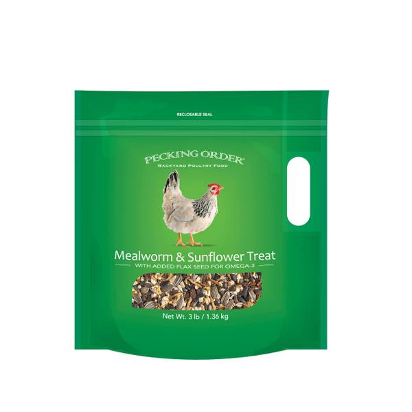 Manna Pro Cracked Corn for Chickens with Purple Corn