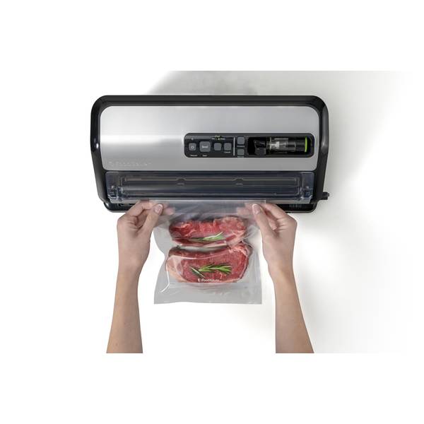 FoodSaver Everyday Vacuum Sealer Machine | Keeps Food Fresh Up to 5x  Longer* | Compact Design For Efficient Storage | With 5 x Vacuum Sealer  Bags