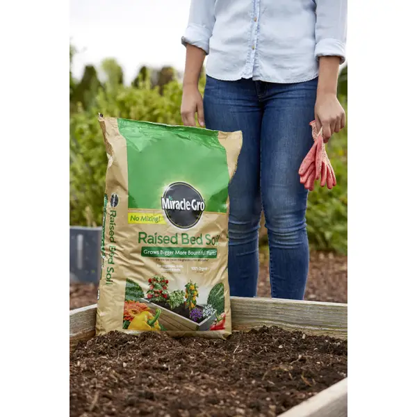 Miracle Gro 1 5 Cu Ft Raised Bed Soil Blain S Farm Fleet