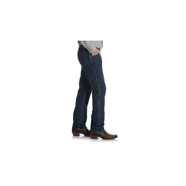 wrangler slim straight 4 way flex jeans