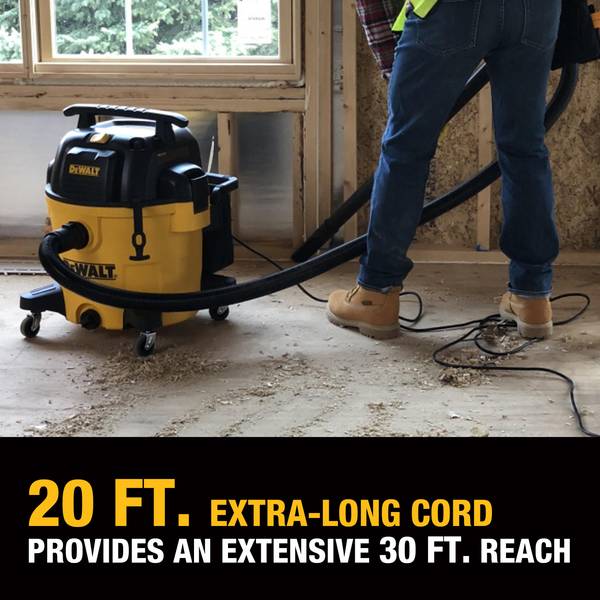 DEWALT 12 gal Poly Wet Dry Vac DXV12P Blain s Farm Fleet