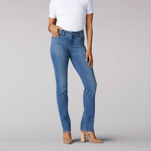 Lee Women's Stretch Fit Mid-Rise Flex Motion Bootcut Jeans at Tractor  Supply Co.