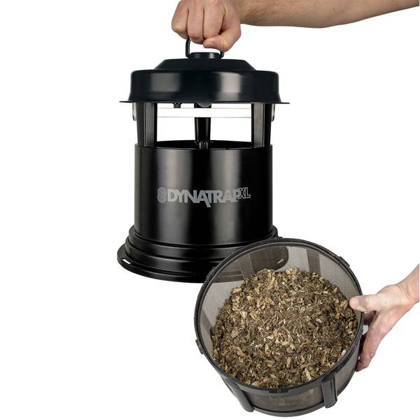 1/2 Acre Insect and Mosquito Trap: Dynatrap DT1050 