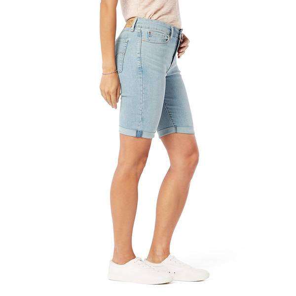 levi signature womens shorts