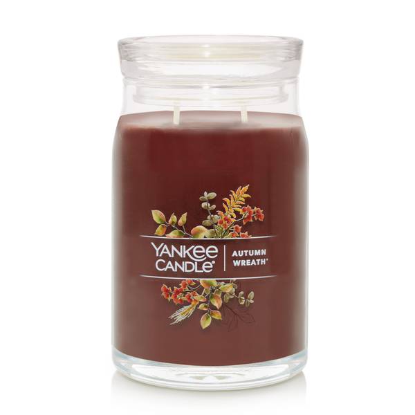 Yankee Candle Gift Set of 8 Mini Candles Balsam & Cedar, Sparkling  Cinnamon, Christmas Cookie, Red Apple Wreath and MORE. 
