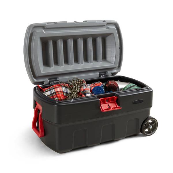 232 Outdoor Rubbermaid Action packer