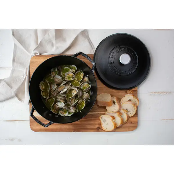 Lodge Blacklock Triple Seasoned 5.5-quart Dutch Oven  Dutch Ovens &  Casseroles - Shop Your Navy Exchange - Official Site