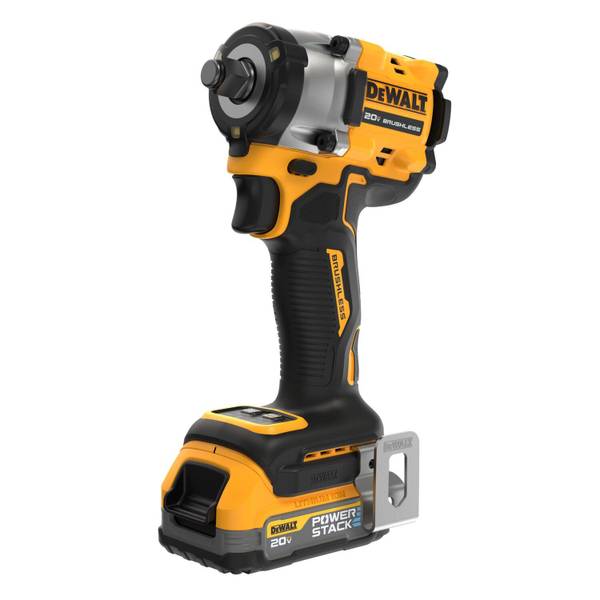 DEWALT 20V 1/2" Compact Impact Wrench Kit with POWERSTACK Battery