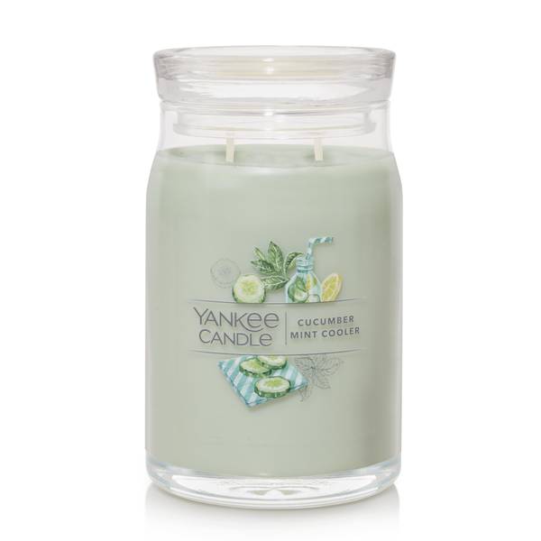Yankee Candle Singnature - Scented Candle in Jar 'Clean Cotton', 2 wicks