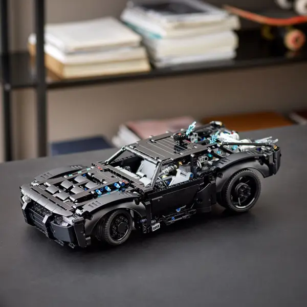 LEGO 42127: The Batman - Batmobile: In-depth Review, Speed Build & Parts  List 