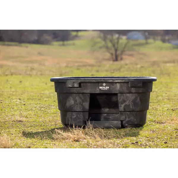 Behlen Country Rigid Poly Tank With Drinker, 100 Gallon - 52121015