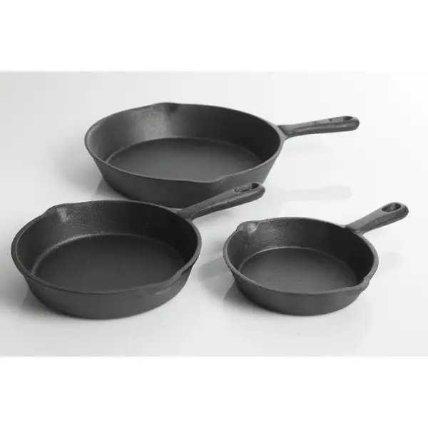 Gibson Home Addlestone 3 Piece Pre Seasoned Cast Iron Skillet Set