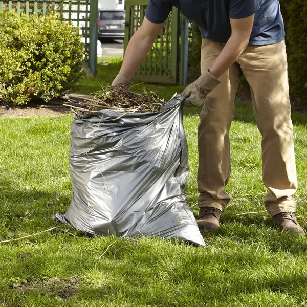 Hefty Steel Sak Heavy-Duty Drawstring Contractor CleanUp Trash Bags, Gray,  39 Gallons, 30-Ct.