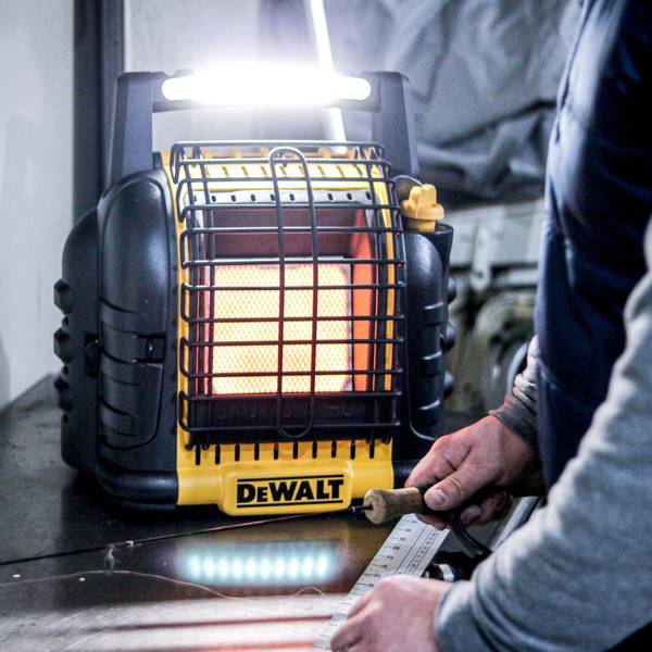 Electric Heater Dxh330 Dewalt Battery Powered Fan Heater Liquid