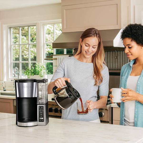 Ninja Programmable Brewer, with 12-cup Glass Carafe, Black and