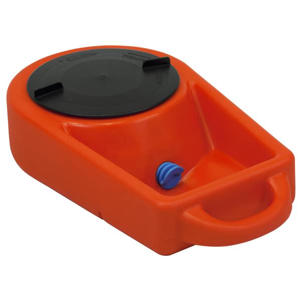 Dakota 283 Dine N Dash 2.5 Feeding and Watering System with Dakota Guard - Orange