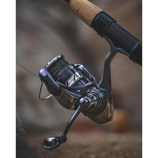 daiwa 1000x spinning reel Crossfire LT ensuring a consistent and smooth payout to avoid bending or pulling hooks while fighting a fish Does anyone know much about