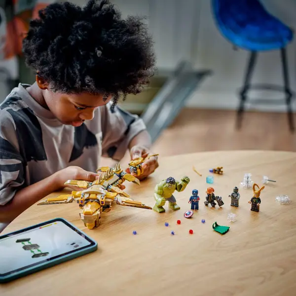 LEGO Marvel The Avengers vs. The Leviathan 76290 Building Kit