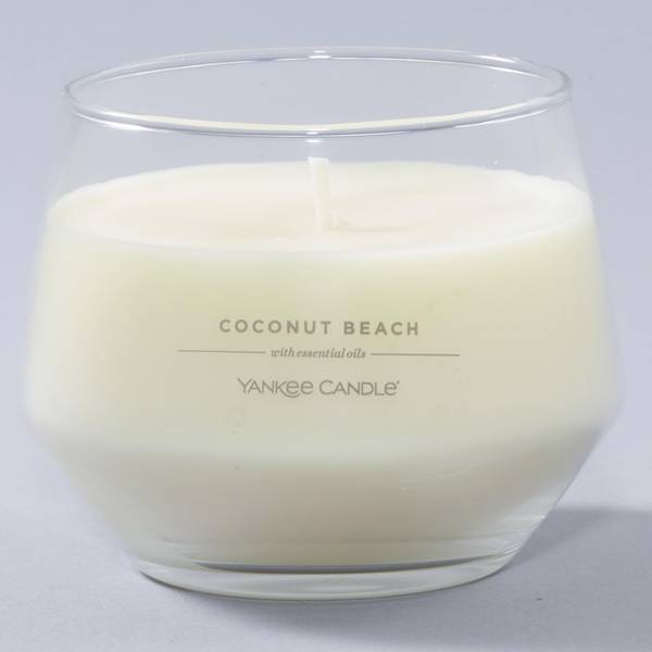 Photo of 10 oz Coconut Beach Studio Candle