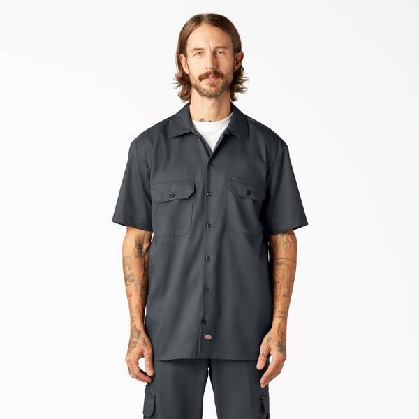 Photo of Men's FLEX Relaxed Fit Short Sleeve Work Shirt