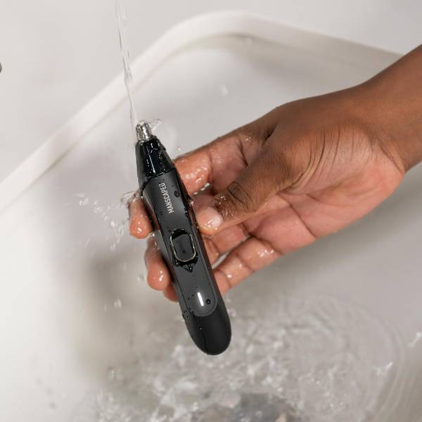 ニック Amazon.com: MANSCAPED® Weed Whacker® 2.0 Electric Nose & Ear
