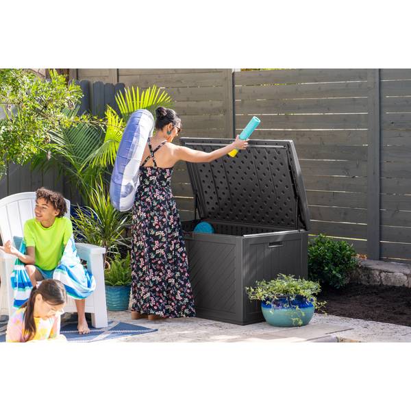 Suncast 134 Gallon Extra Large Deck Box - BMDB1341P | Blain's Farm