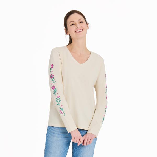 Photo of Women's Woodblock Florals Long Sleeve Crusher-lite Vee