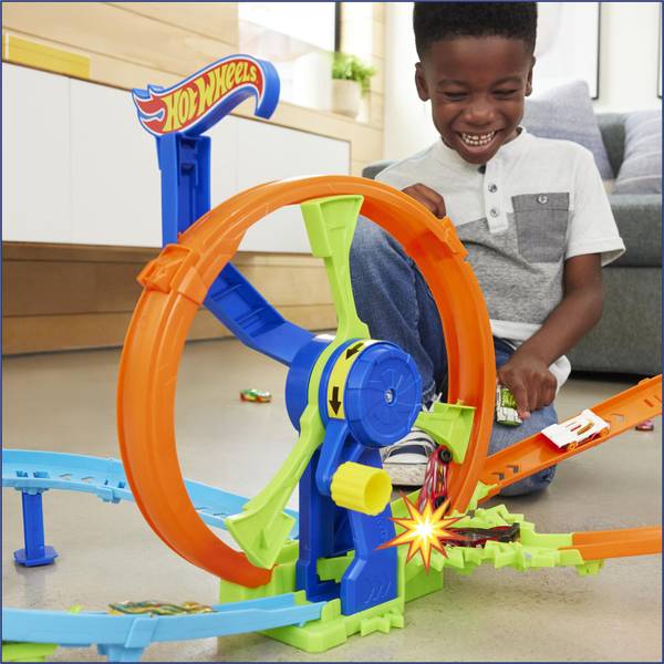 Hot Wheels Action Wheel Crank Crash - JBX65 | Blain's Farm & Fleet