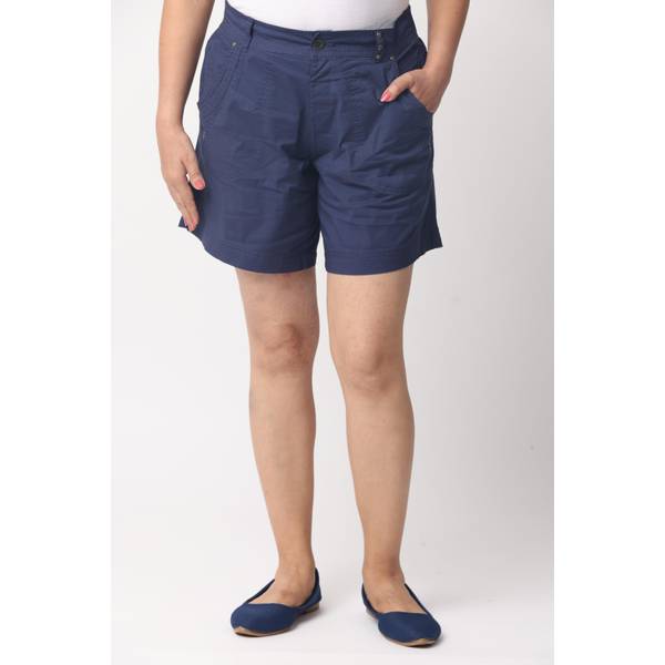 Photo of Women's 7" Inseam Stretch Poplin Shorts