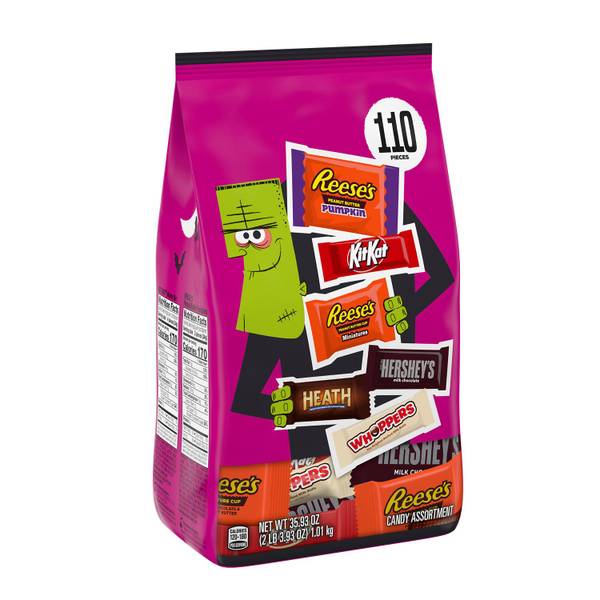 Photo of 35.93 oz Assorted Halloween Candy Bulk Bag
