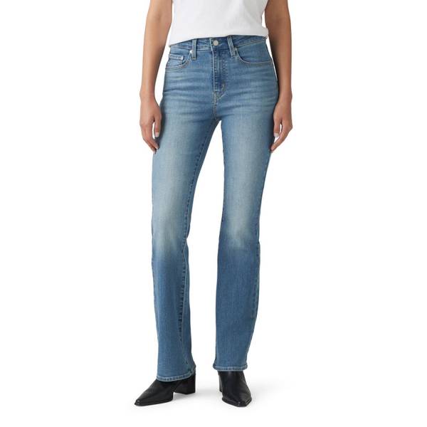 Photo of Women's 725 High-Rise Bootcut Jeans