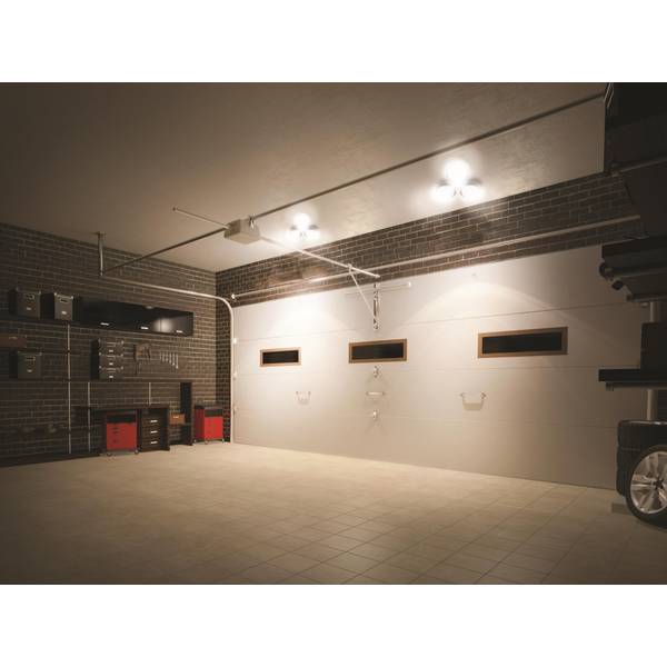 Pinegreen Lighting 8000 Lumen 3-Panel LED Garage Bulb - CL-BU-P80