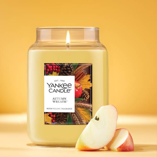 Yankee Candle 22oz Autumn Wreath Jar Candle - 2654260W