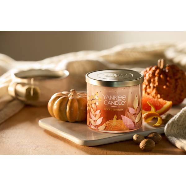 Yankee Candle 14.5 oz 3-Wick Spiced Pumpkin Candle