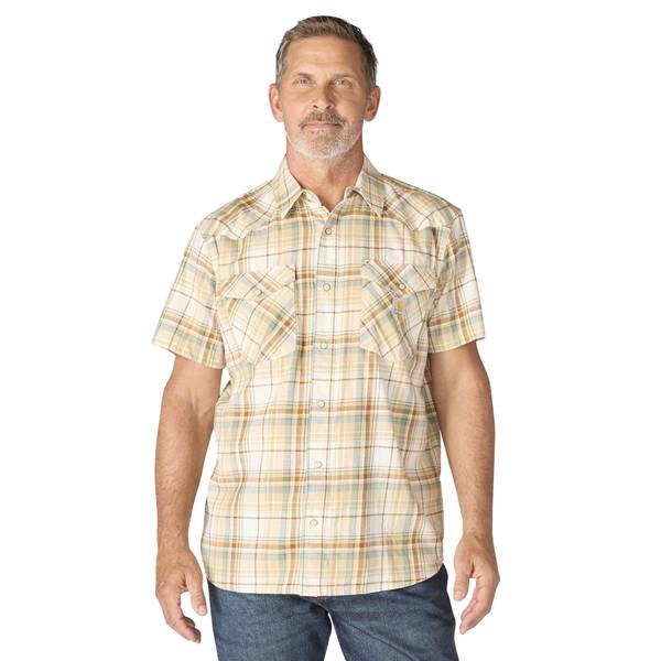 Photo of Men's Montana Bozeman Relaxed Short Sleeve Plaid Shirt