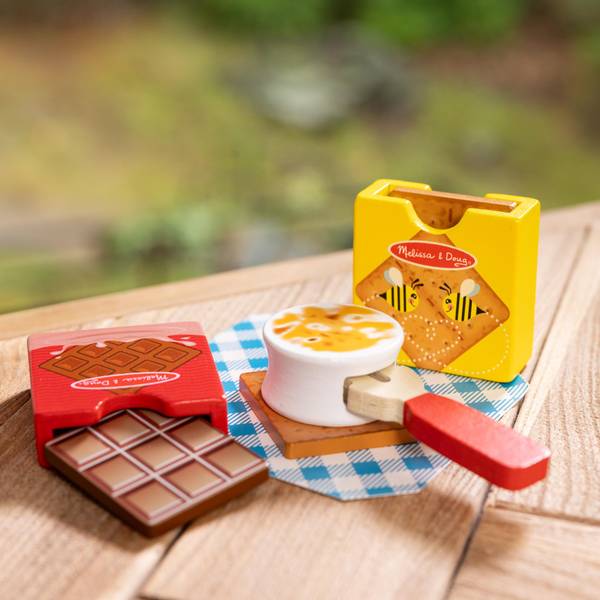Melissa & Doug Wooden S'Mores Picnic Box Play Food Set - 50292