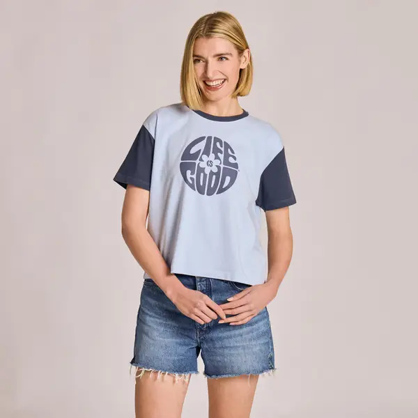 Life Is Good Women's Daisy Circle Psychedelic Short Sleeve Cropped