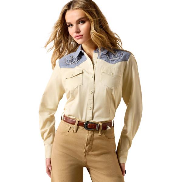 Photo of Women's Horseshoe Western Snap Shirt