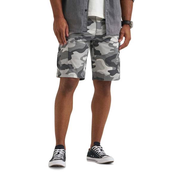 Photo of Men's Extreme Motion Crossroad Cargo Shorts