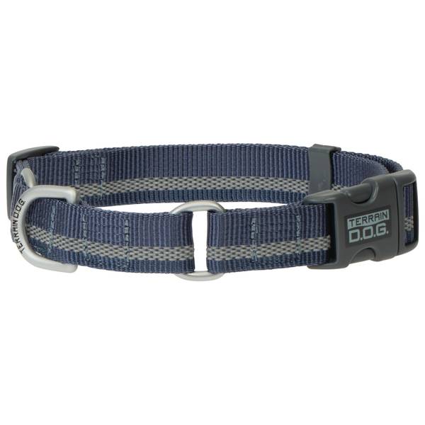 Photo of Large 2-Tone Reflective Martingale Collar