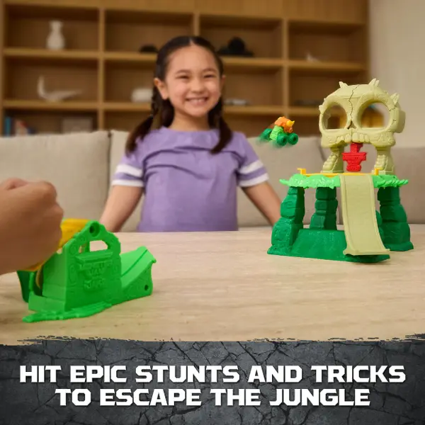 Monster Jam Mini Jams Crash N' Crumble Skull Jungle Escape Playset