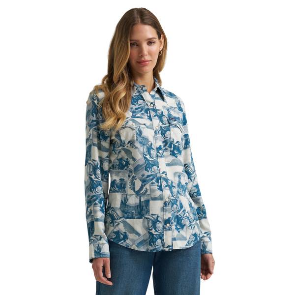 Photo of Women's Reverie Vintage Fit Western Snap Shirt