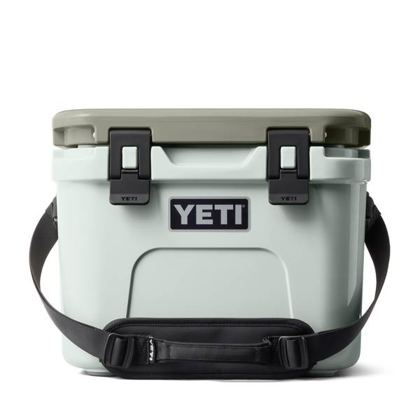 YETI Roadie 15 - 10033440025 | Blain's Farm & Fleet