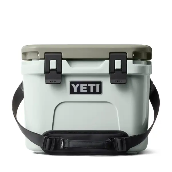 YETI Roadie 15 - 10033440025 | Blain's Farm & Fleet