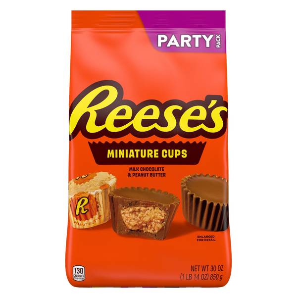 Photo of Miniatures Milk Chocolate Peanut Butter Cups Candy Party Pack, 30 oz