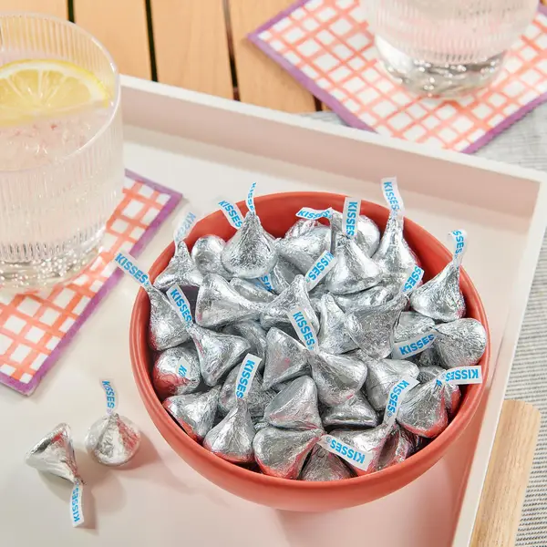 Hershey's Hershey's Milk Chocolate Kisses 15.9oz Family Pack