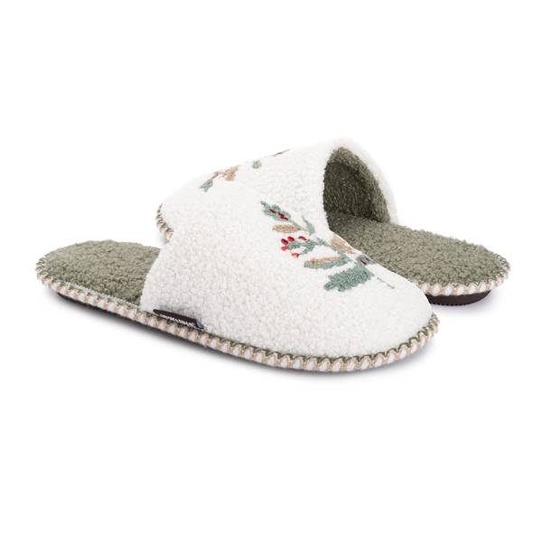 Muk Luks Women's Novelty Punch Needle Scuff - Winter fauna ivory