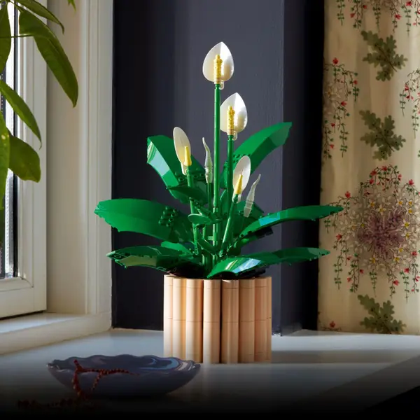 LEGO Botanicals Peace Lily Flower Room Decor 11504 - 6581011